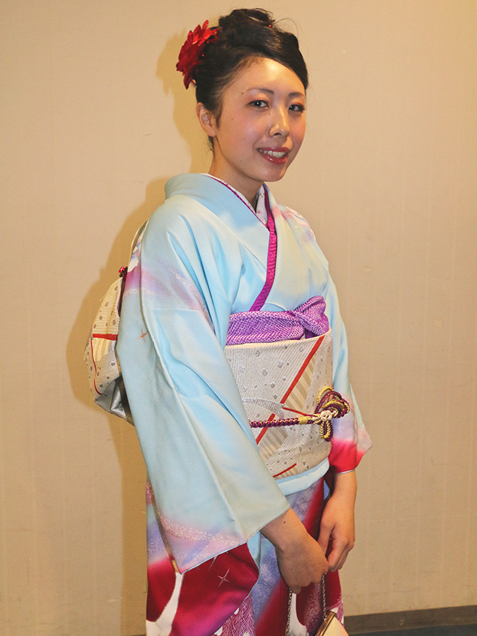 No.700 Y 振袖スナップ写真1